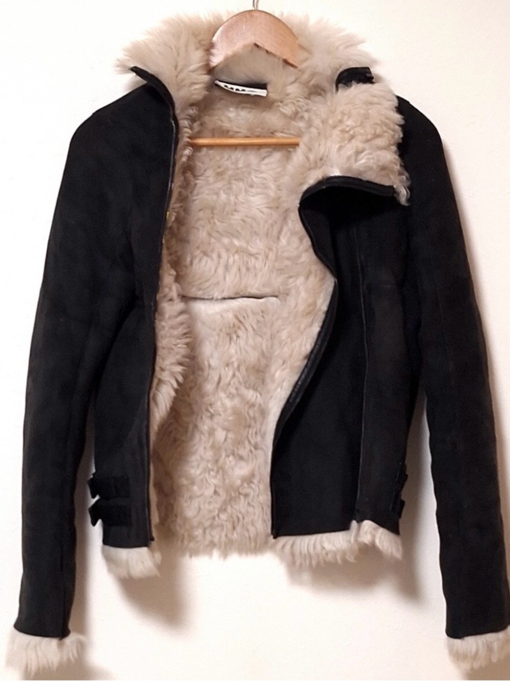 MM6 Maison Margiela Women’s Black Shearling Bouclé Jacket— Cropped , Slim Fit